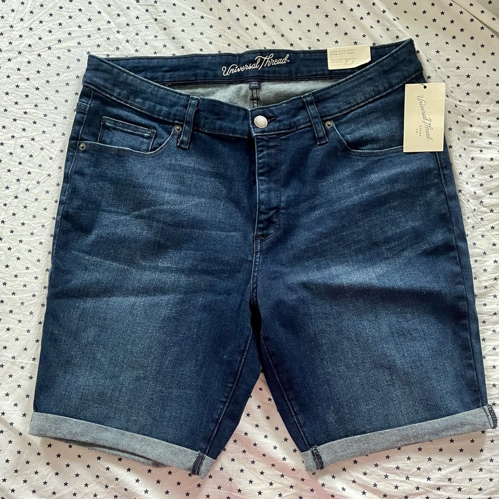 Universal Thread dark wash denim Bermuda shorts